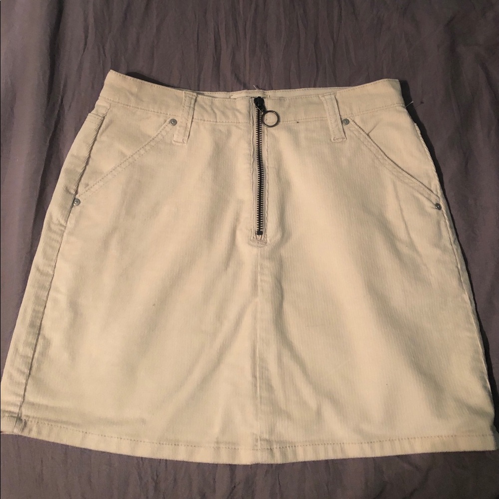 Tilly’s skirt